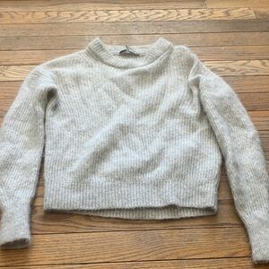 Everlane Heather Gray Women's Crew Neck Sweater